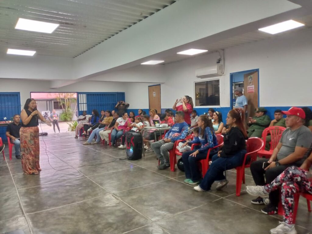 Cafecito con Chávez fortalece la formación política y comunicacional del Poder Popular organizado