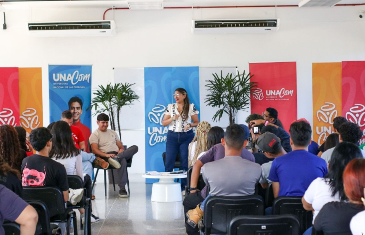 Universidad Nacional de las Comunas impulsa Formación de jóvenes con el Curso de Horizonte Comunal