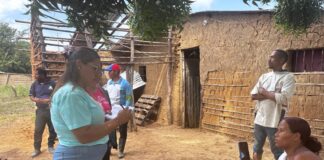 Comuna Eterno Comandante ofrece atención integral a las familias afectadas por los sismos en Falcón
